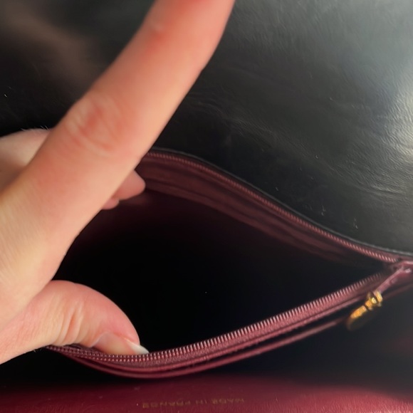 VERY RARE Vintage Chanel Crossbody - Picture 12 of 15